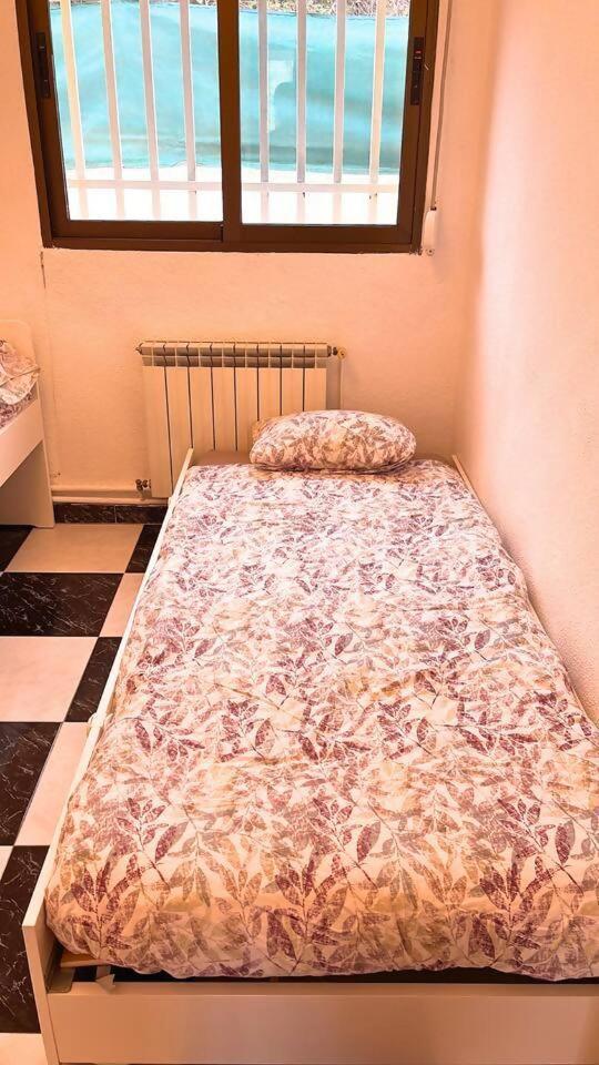 Casa Con Jardin En Ogijares Villa Екстериор снимка