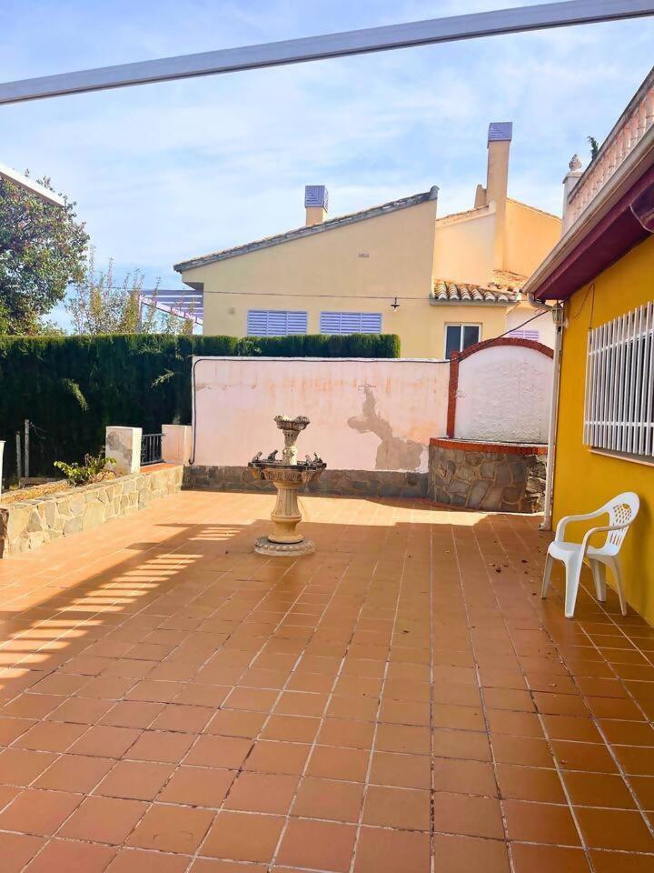 Casa Con Jardin En Ogijares Villa Екстериор снимка