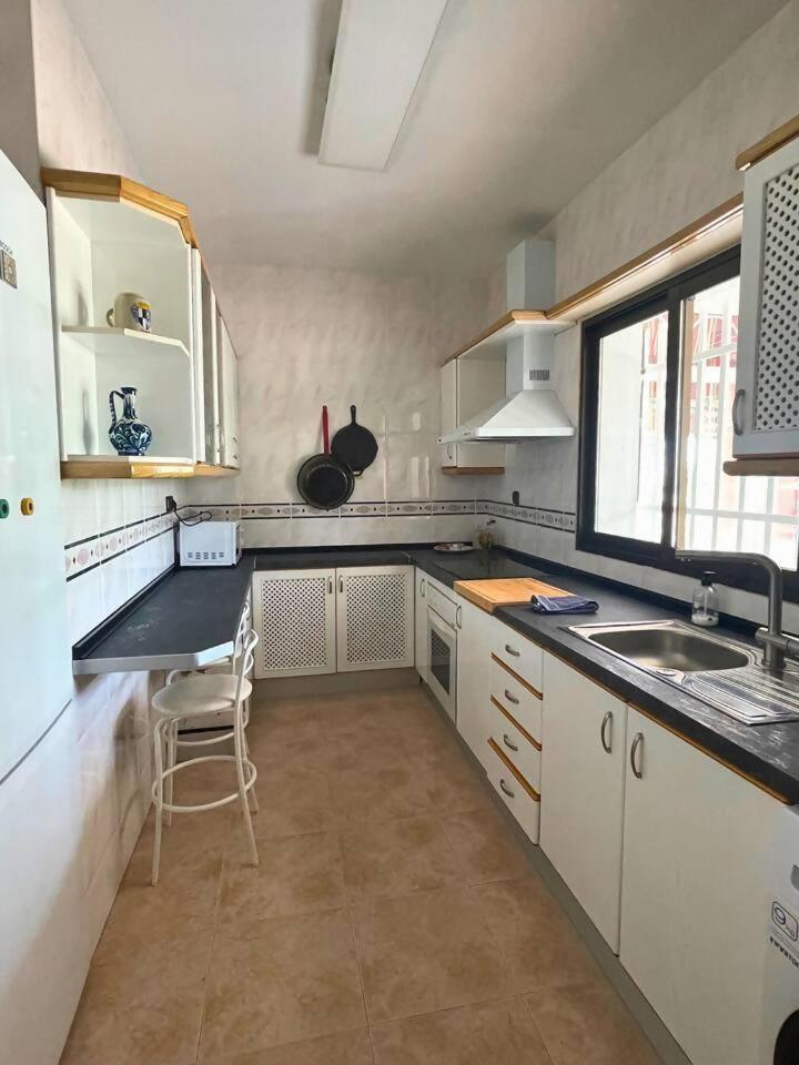Casa Con Jardin En Ogijares Villa Екстериор снимка